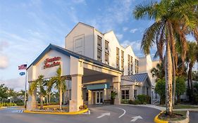 Hampton Inn & Suites Fort Lauderdale Airport
